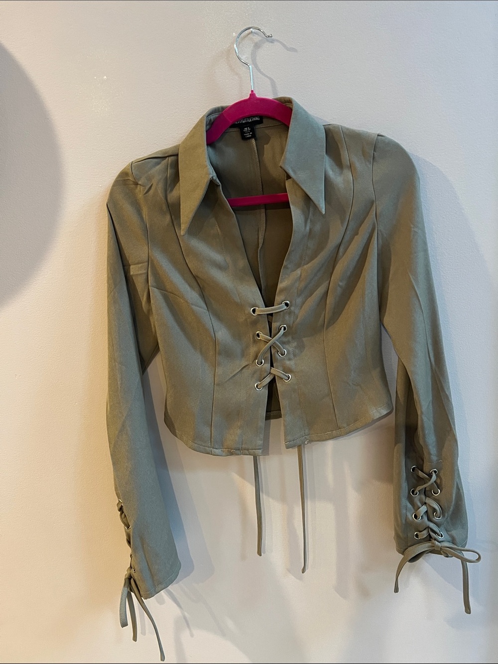 PrettyLittleThing Olive Lace-Up Cropped Blazer